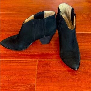 Splendid Black Ankle Booties with Block Heel